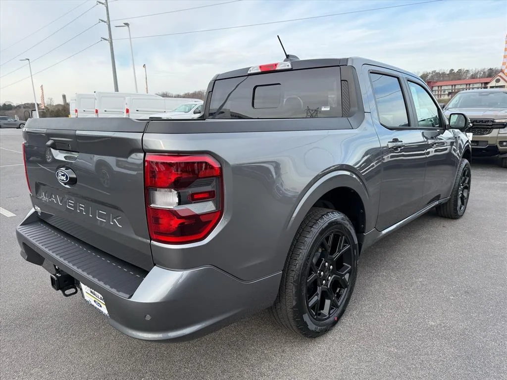 New 2026 Carbonized Gray Metallic Ford Lobo™ image 4