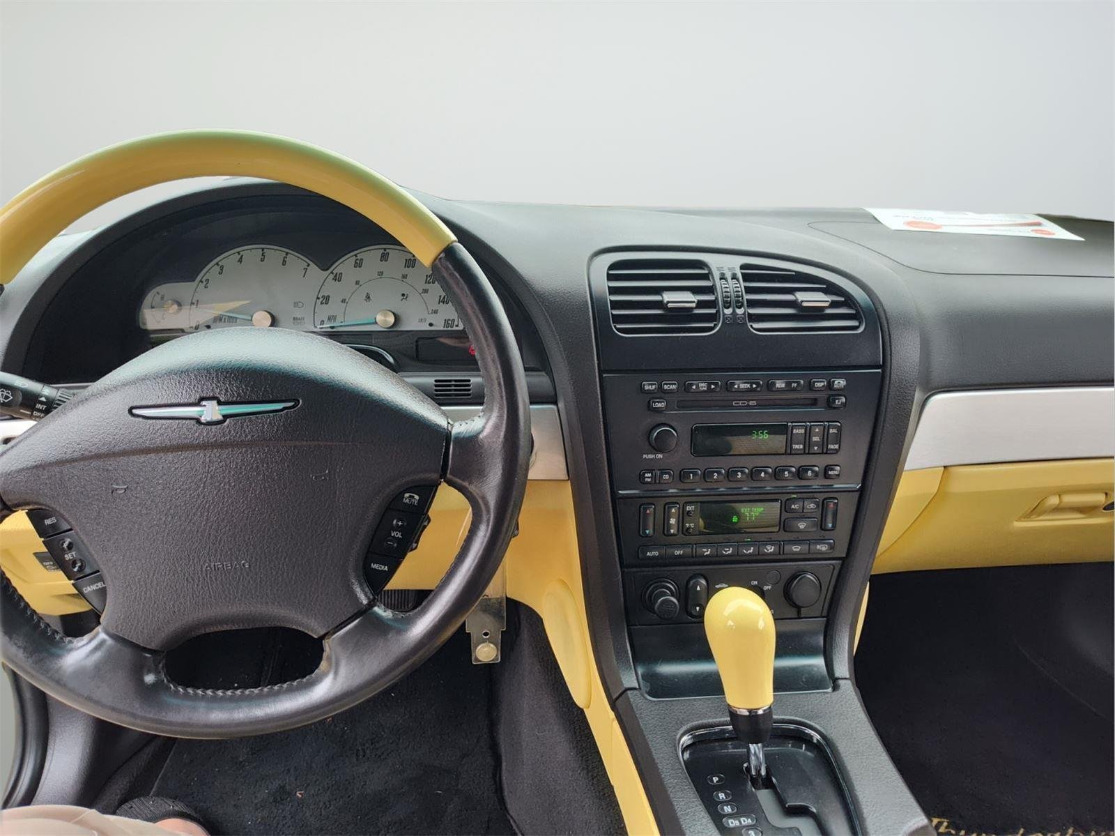 Used 2002 Inspiration Yellow Ford Deluxe image 11