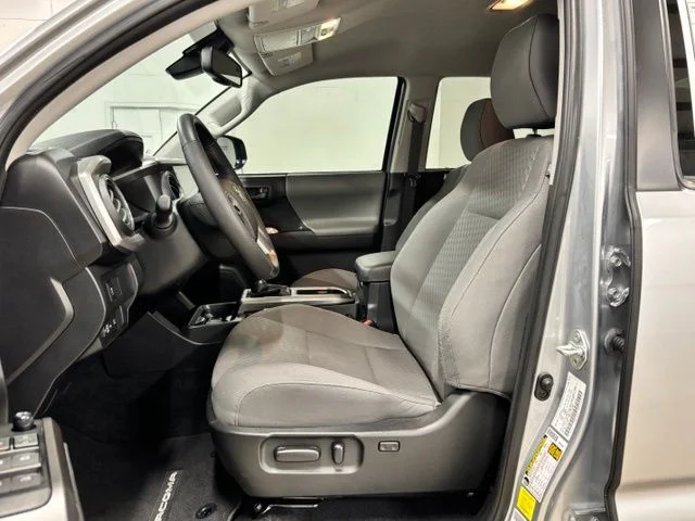 Used 2023 Silver Toyota SR5 image 17