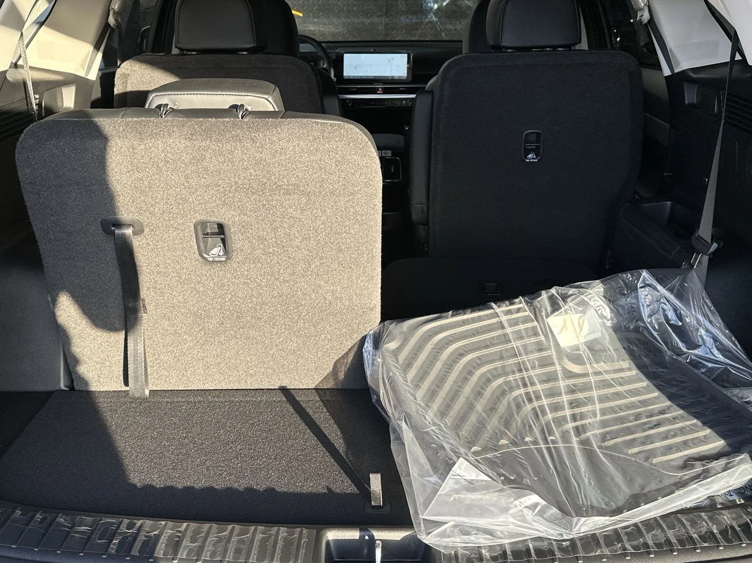 New 2026 Mineral Blue Kia EX image 21