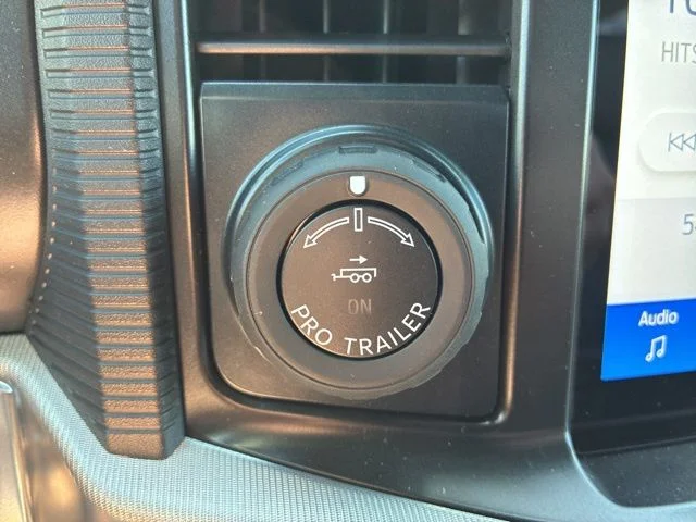 New 2026 Star White Metallic Tri-Coat Ford Lariat® image 38