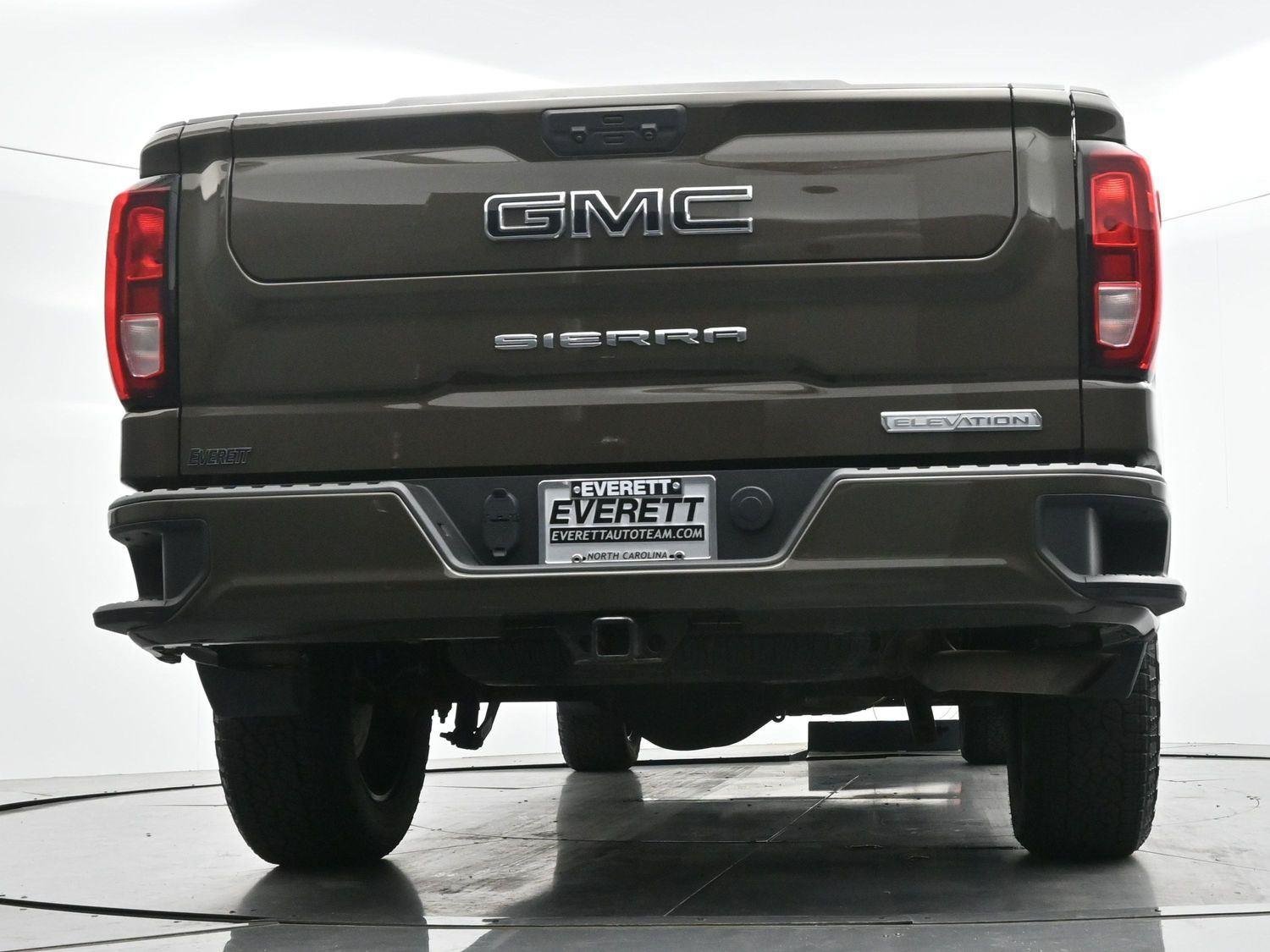 Used 2023 Deep Bronze Metallic GMC Elevation image 44