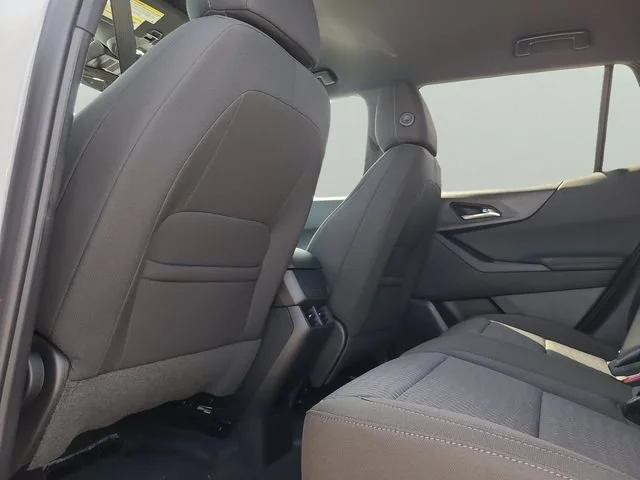New 2027 Summit White Chevrolet LT image 10