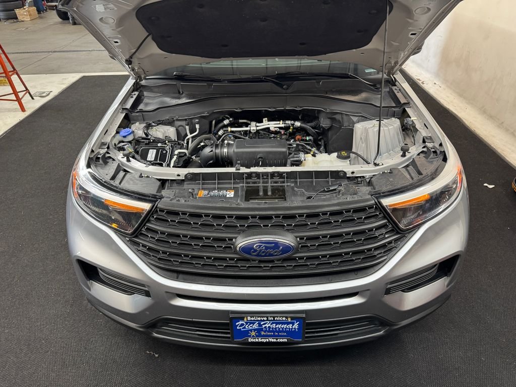Used 2023 Silver Ford Base image 11