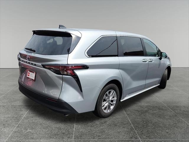 Certified Used 2025 CELESTIAL SILVER Toyota  image 7
