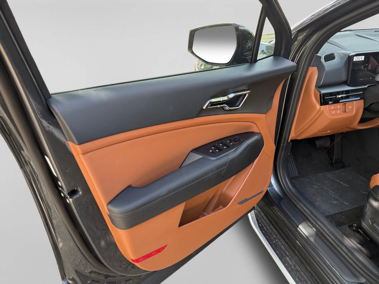 New 2026 Gravity Gray Kia X-Line image 10