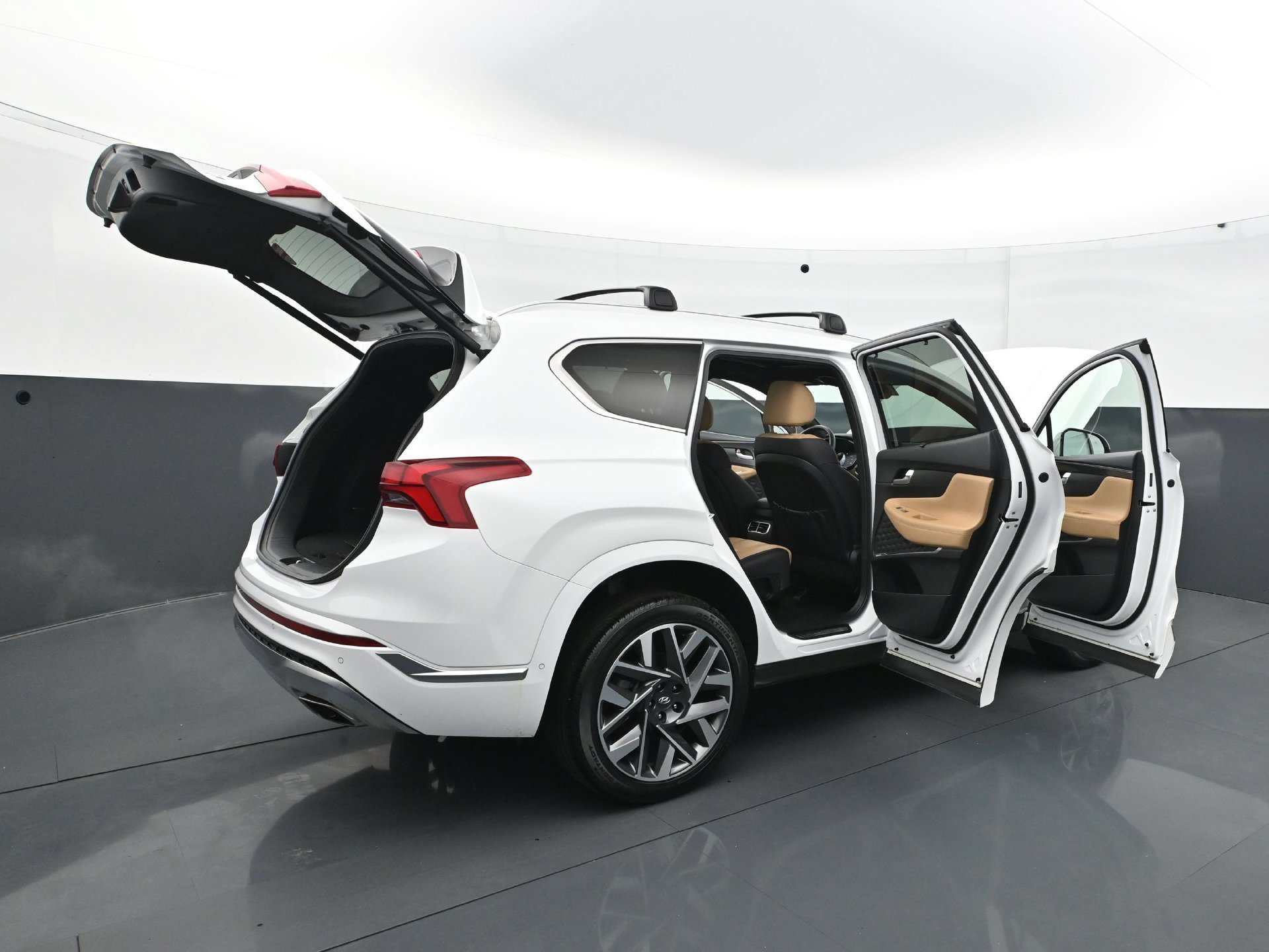 Used 2022 White Hyundai Calligraphy AWD image 34