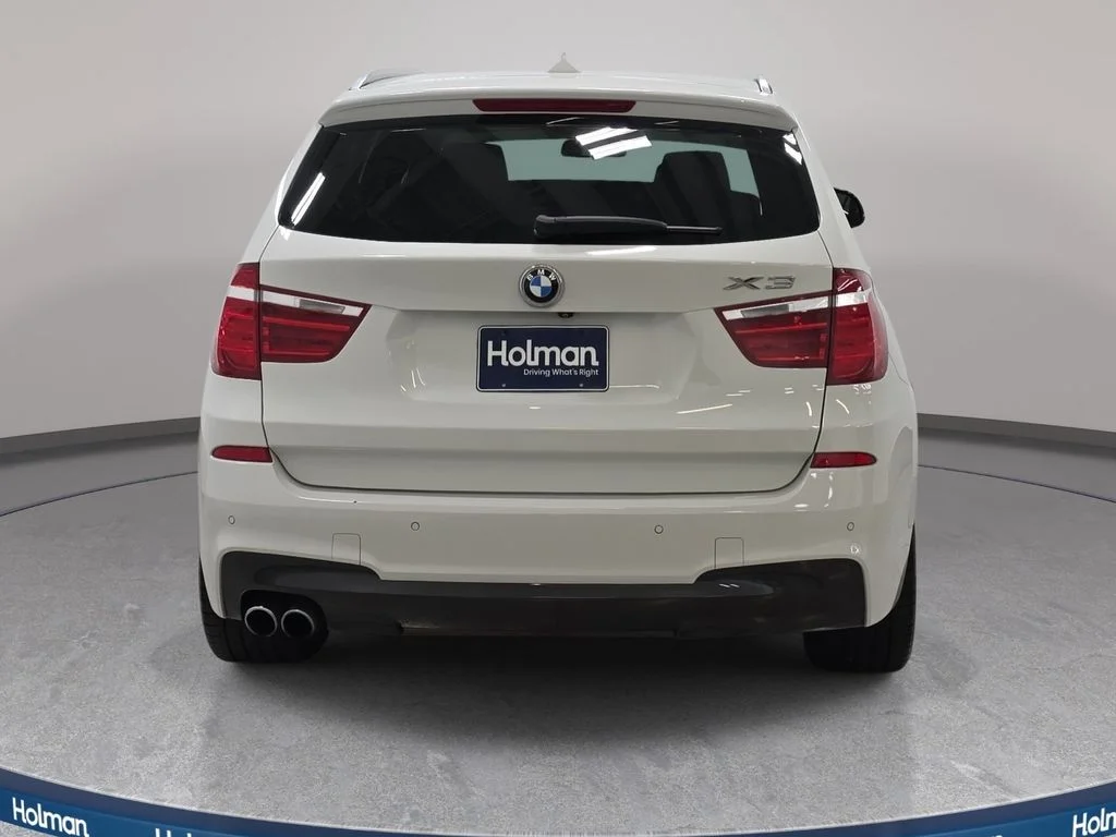 Used 2016 Mineral Silver Metallic BMW sDrive28i image 7