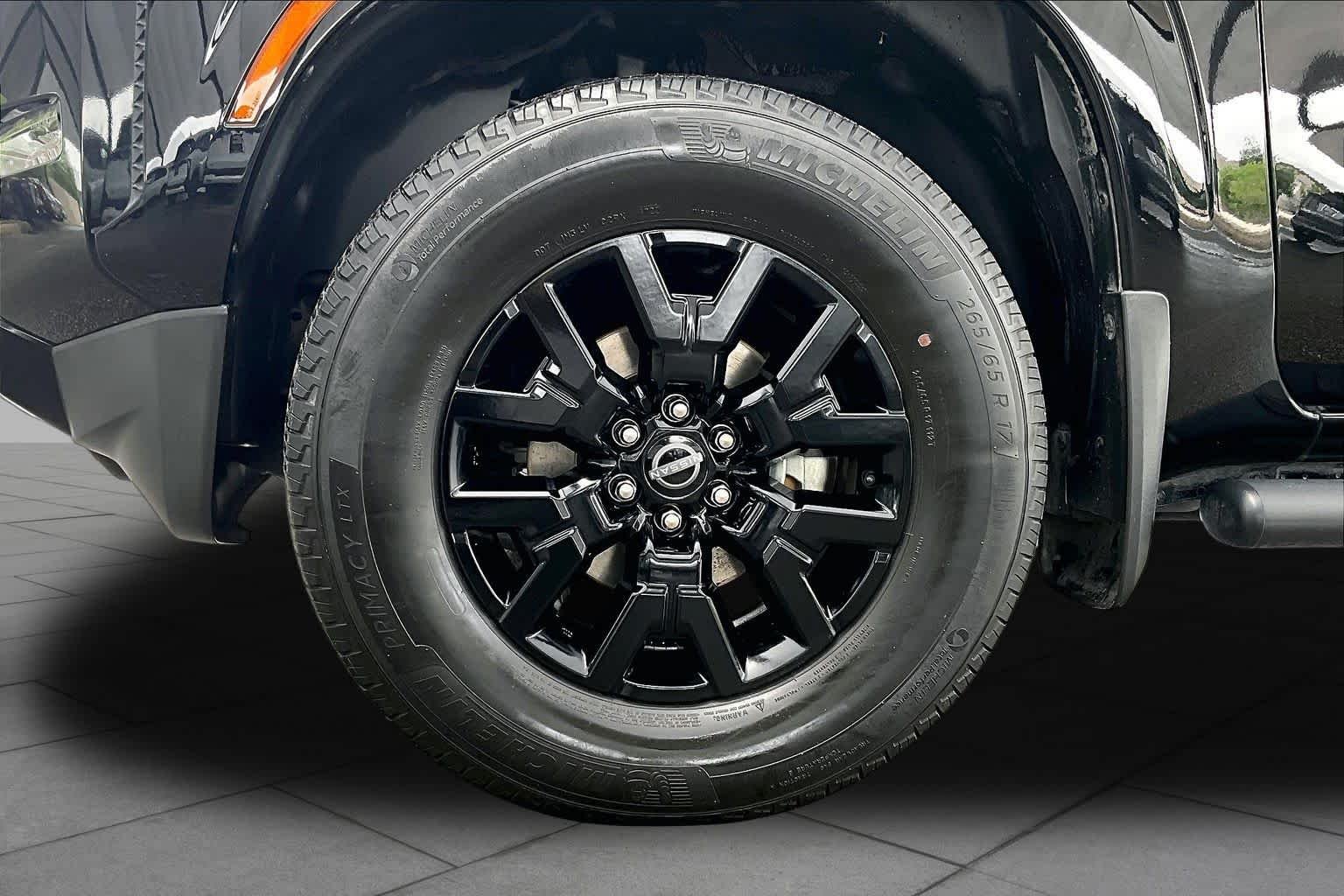 Used 2023 Super Black Nissan SV image 11