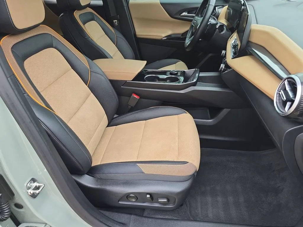 2025 Chevrolet Equinox ACTIV - Photo 29