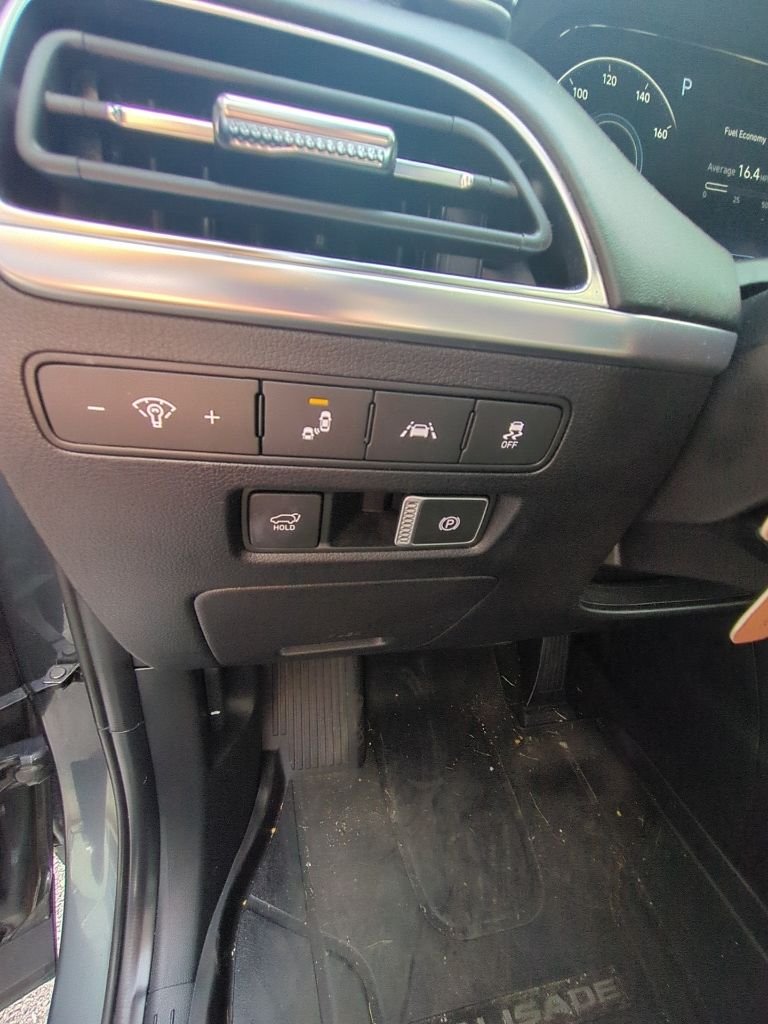 Used 2022 Gray Hyundai Calligraphy image 6