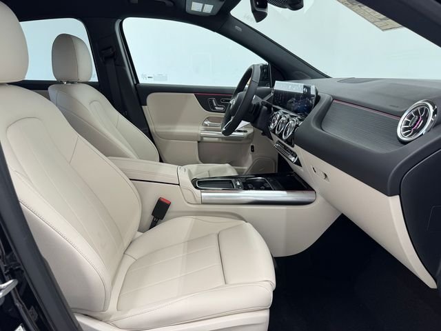 New 2026 Cosmos Black Metallic Mercedes-Benz GLA 250 image 19