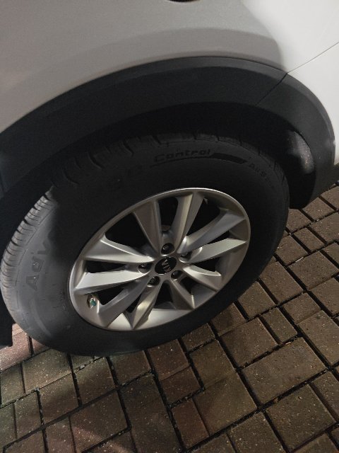 Used 2019 White Kia LX image 17