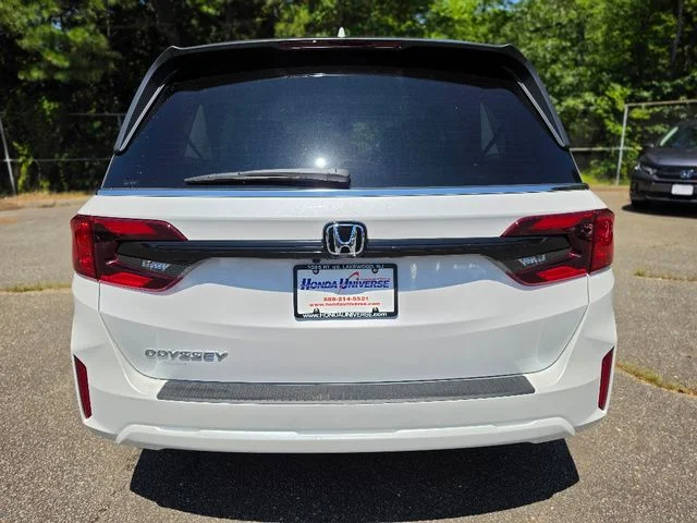 New 2026 Platinum White Pearl Honda EX-L image 5