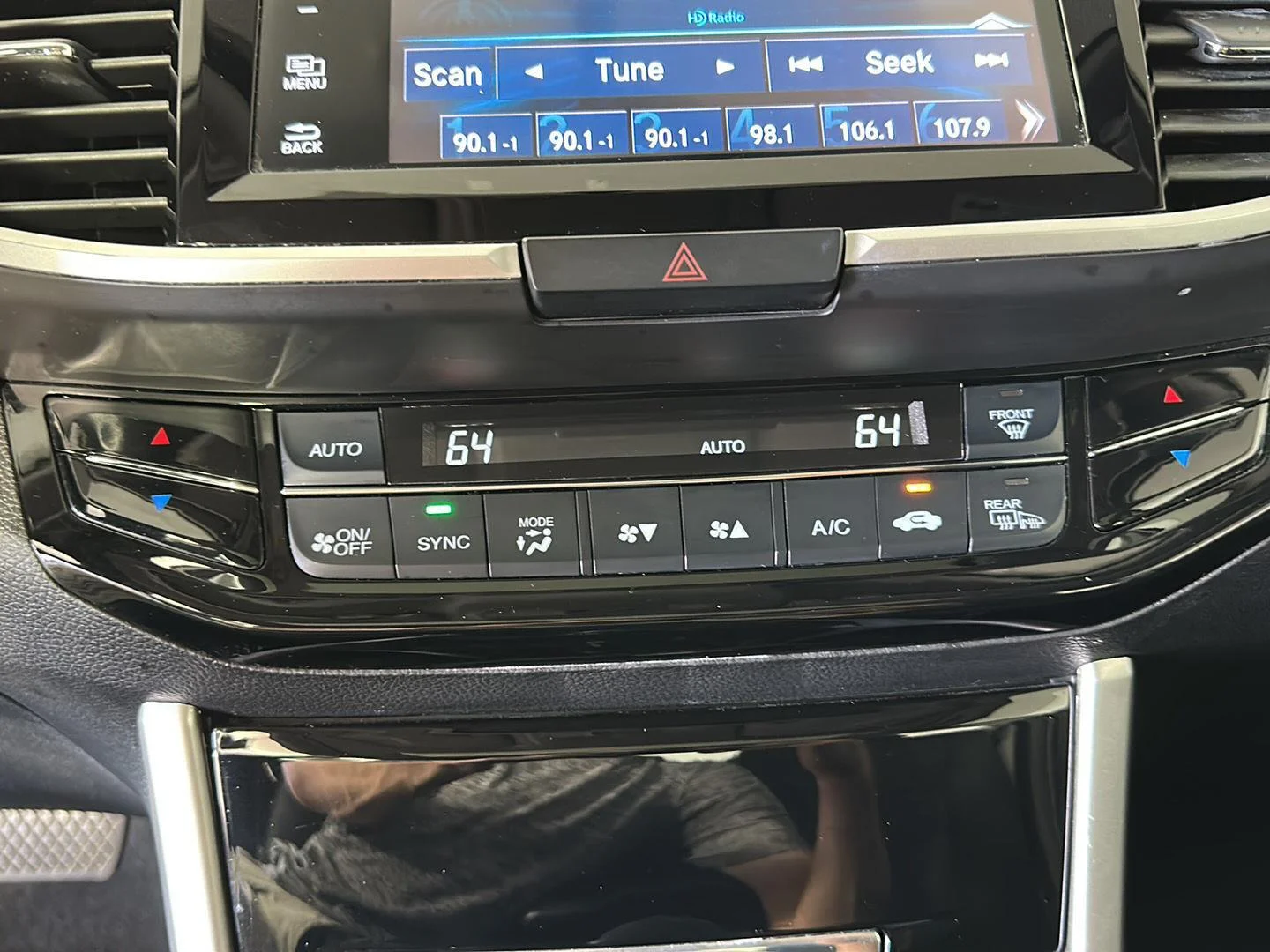 Used 2017 Lunar Silver Metallic Honda EX image 16