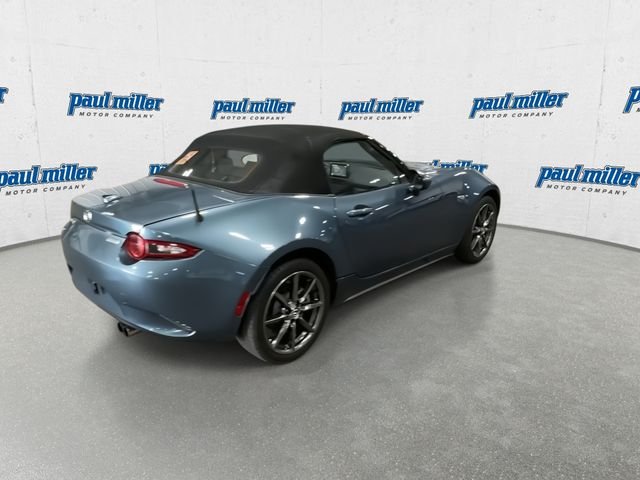 Used 2016 Blue Mazda Grand Touring image 11