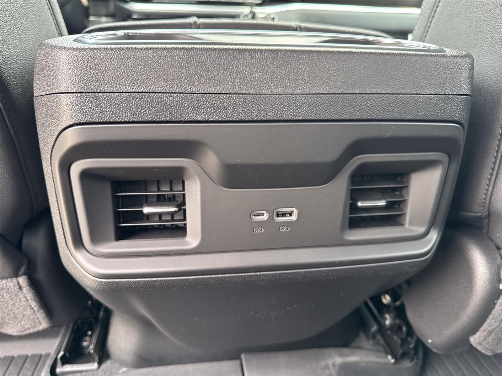 2026 Chevrolet Silverado 1500 RST - Photo 32
