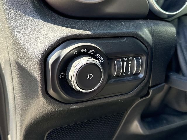 Used 2021 White Jeep Unlimited Willys image 27