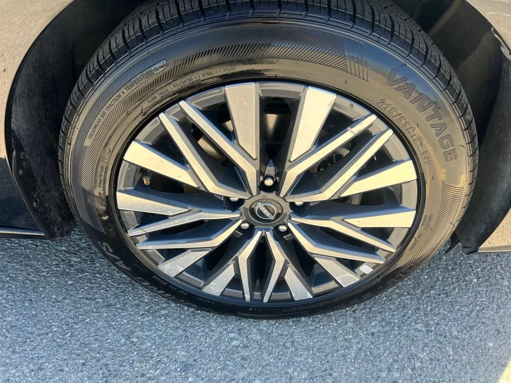 2025 Nissan Altima SV - Photo 32