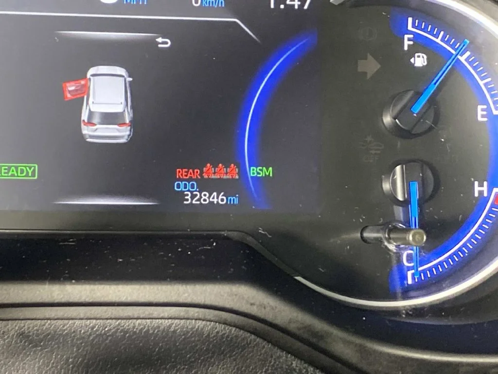 Used 2024 Pearl Toyota SE image 20