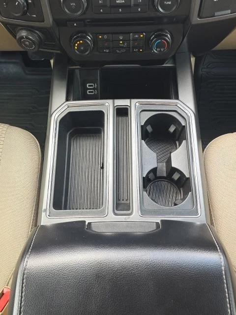Used 2018 Red Ford XLT image 36