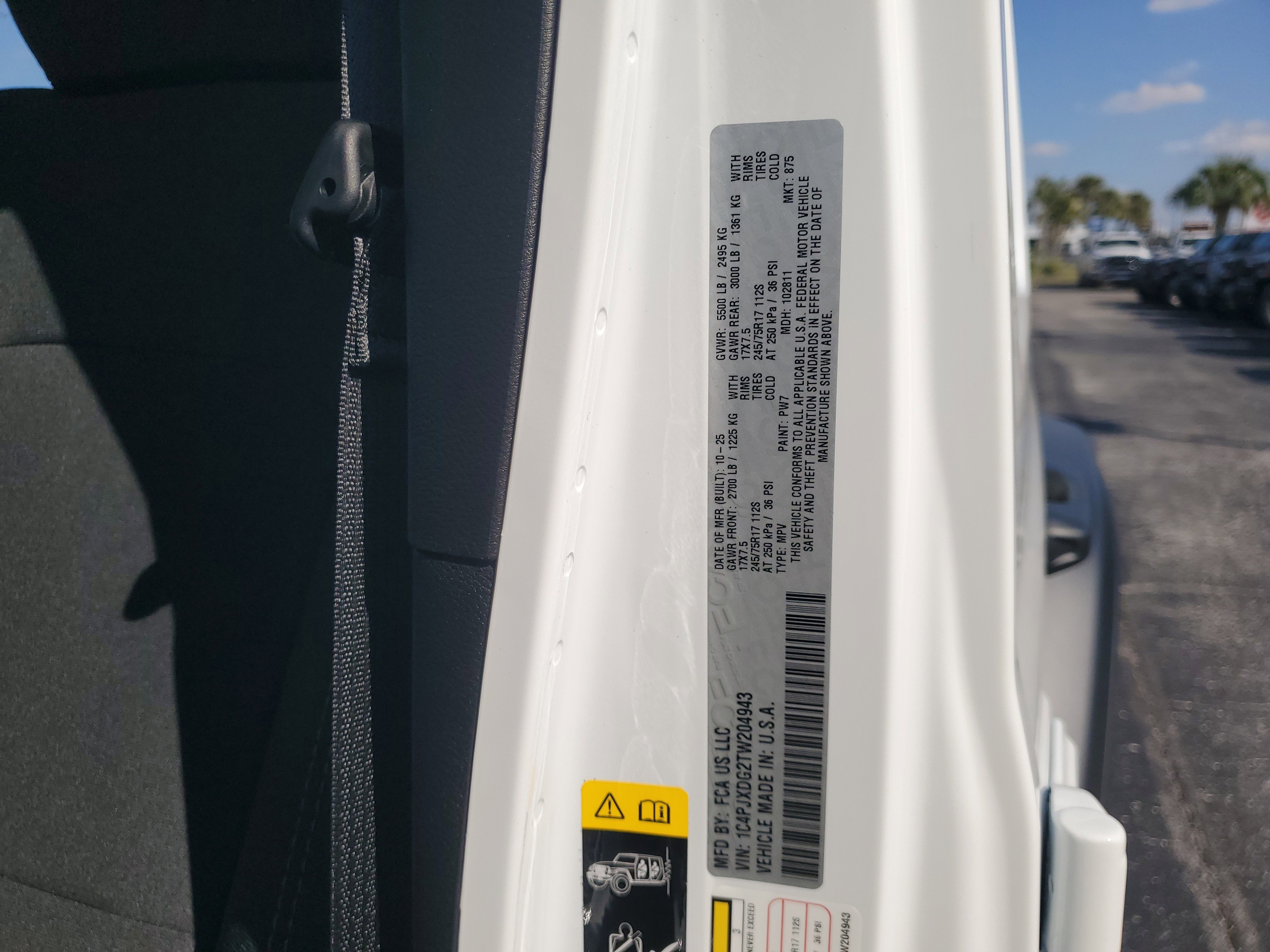 New 2026 Bright White Clear-Coat Exterior Paint Jeep Sport image 15