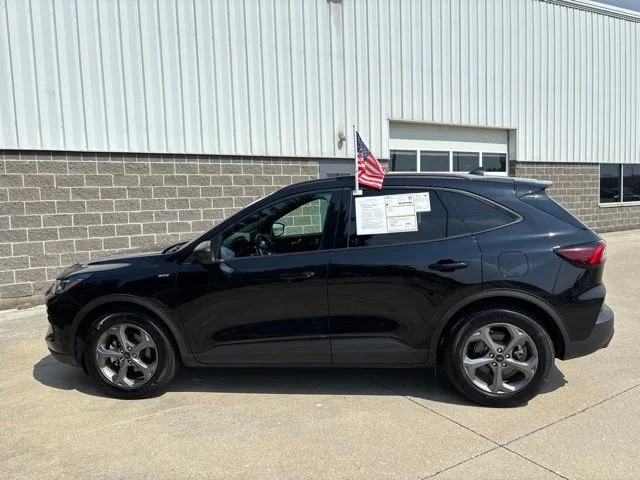 Certified Used 2026 Agate Black Metallic Ford ST-Line image 10