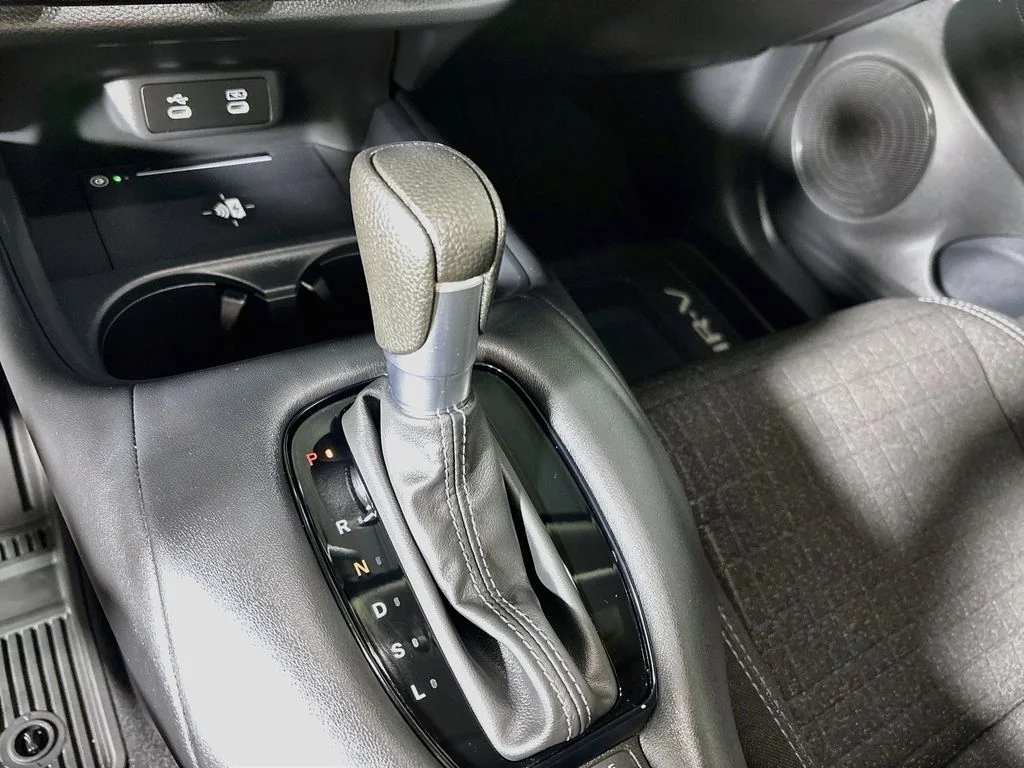 Used 2026 White Honda LX image 17