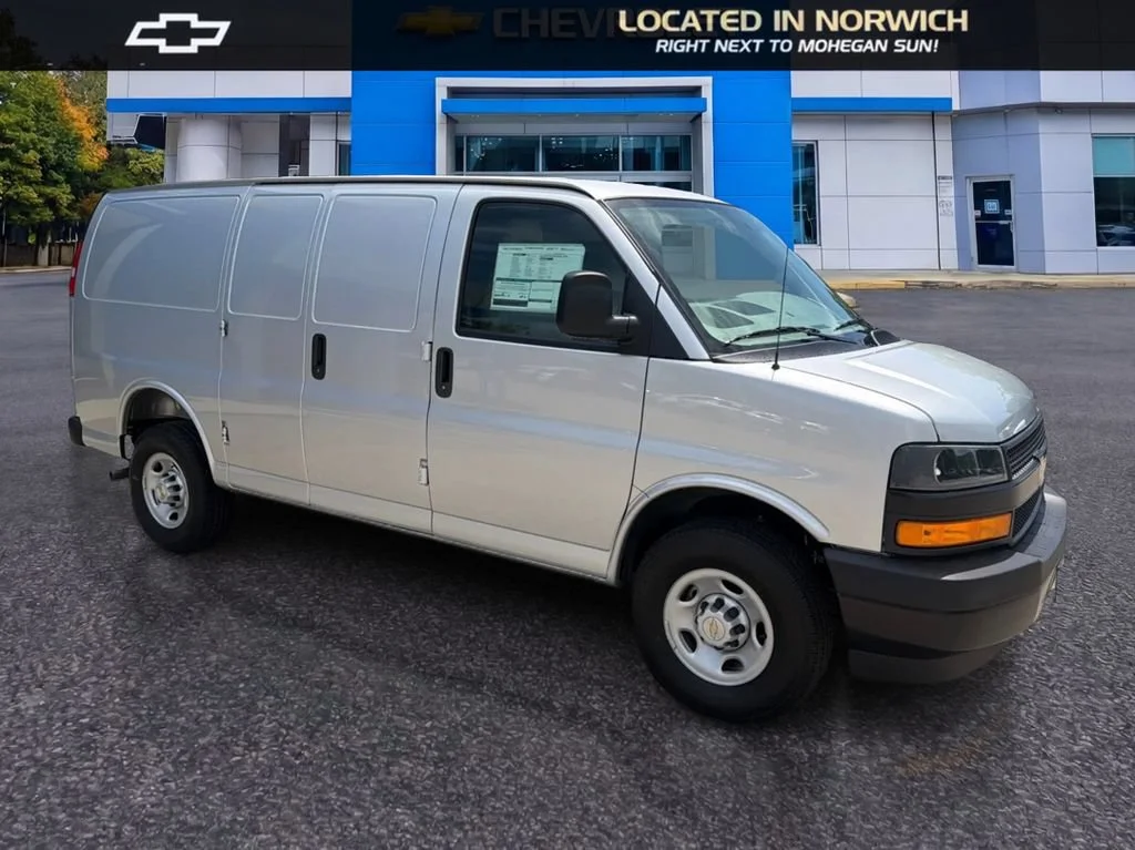 2026 Chevrolet Express Cargo Work Van - Photo 29
