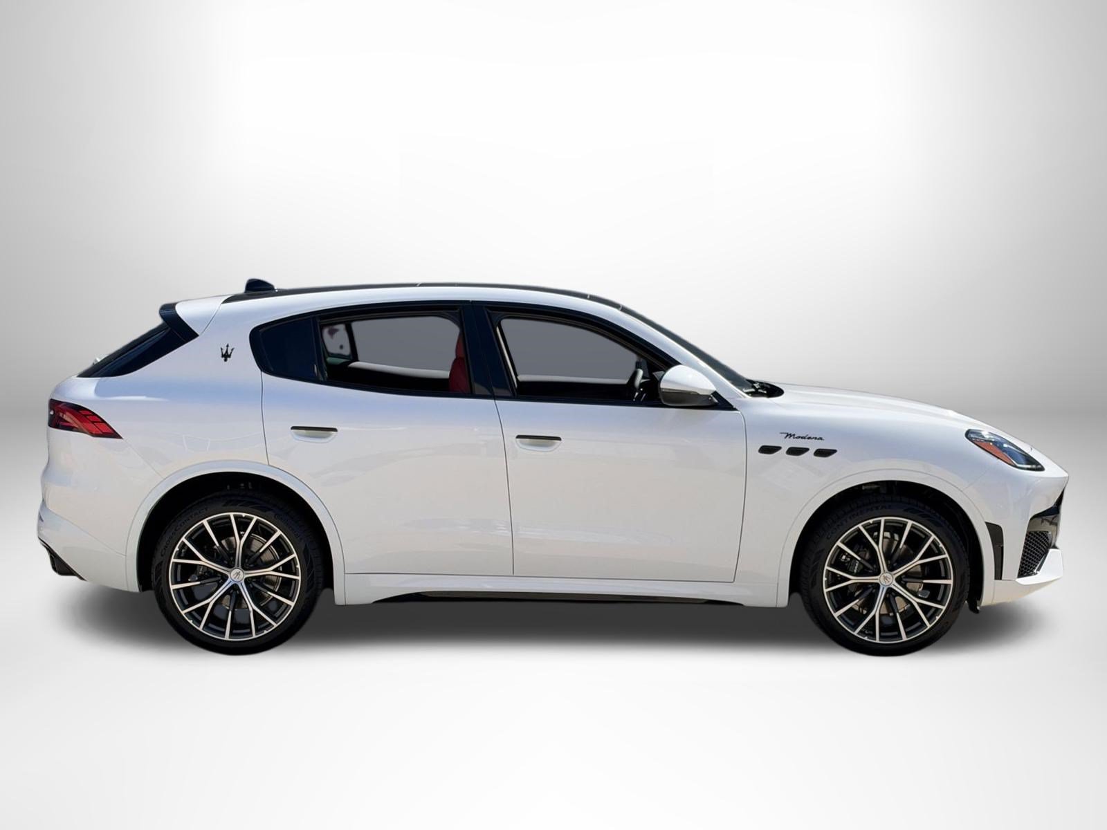New 2027 Bianco Maserati Modena V6 image 2