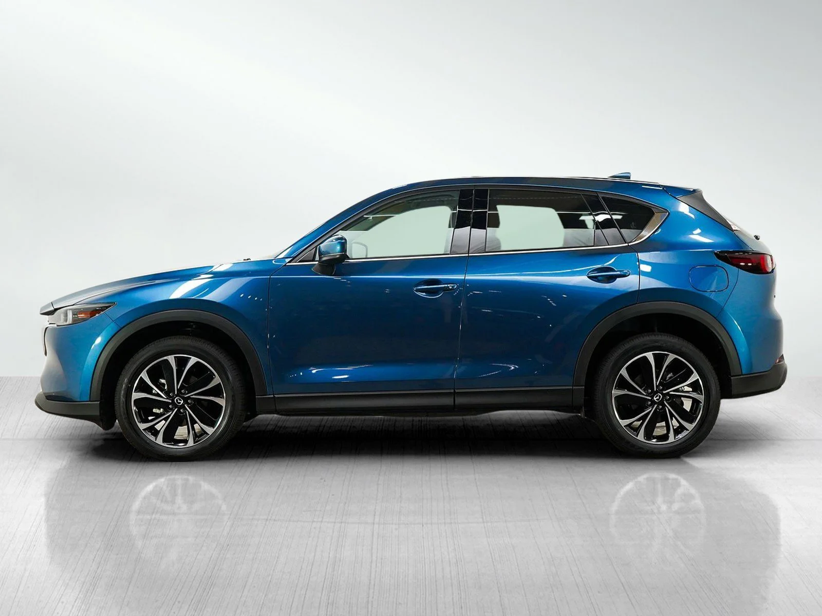 Used 2023 Mazda CX-5 S Premium Plus package with VIN JM3KFBEM3P0243284 for sale in White Bear Lake, Minnesota