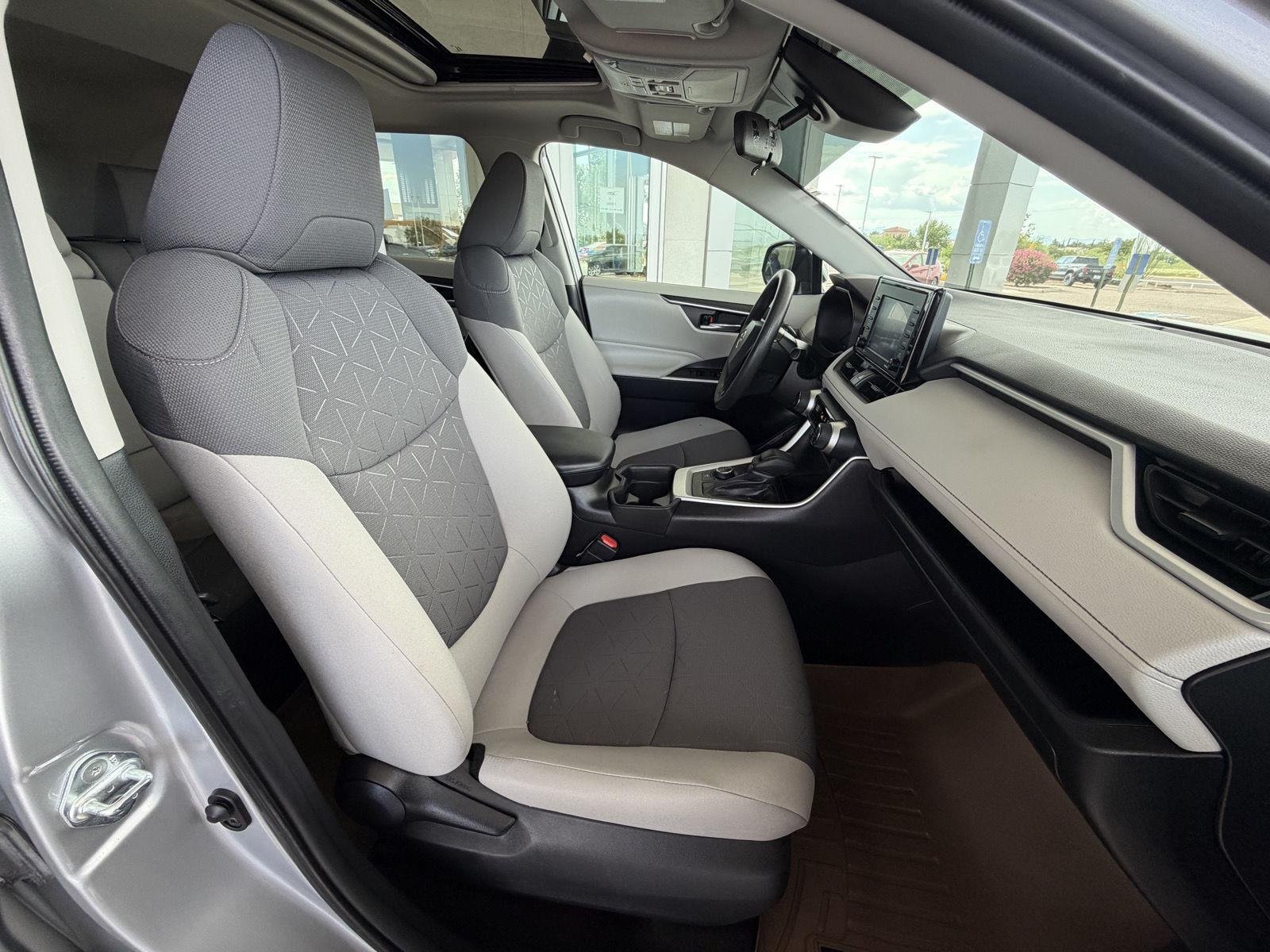 Used 2021 Silver Sky Metallic Toyota Hybrid XLE image 28