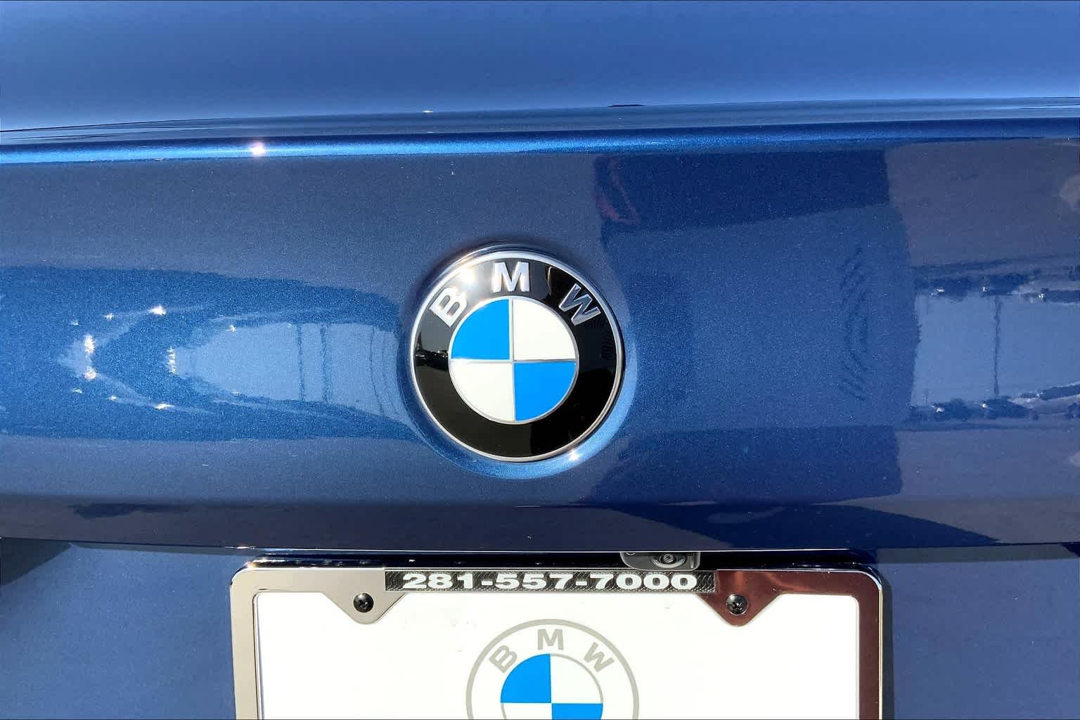 Used 2024 Phytonic Blue Metallic BMW 530i image 9