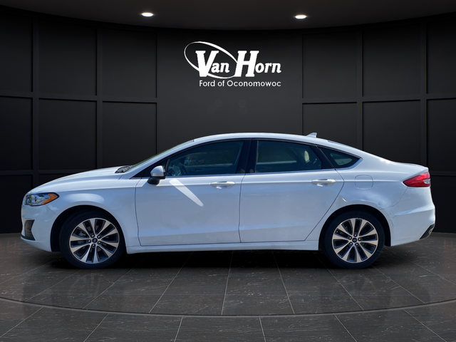 Used 2020 Oxford White Ford SE image 4