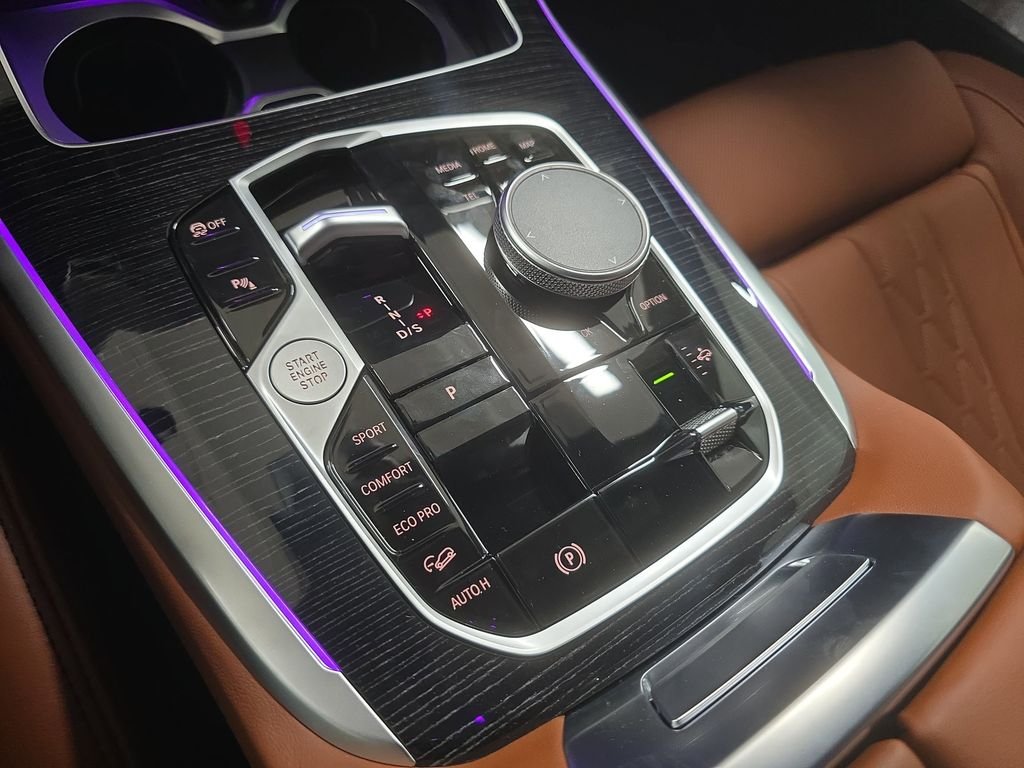 New 2027 Manhattan Green Metallic BMW xDrive40i image 12