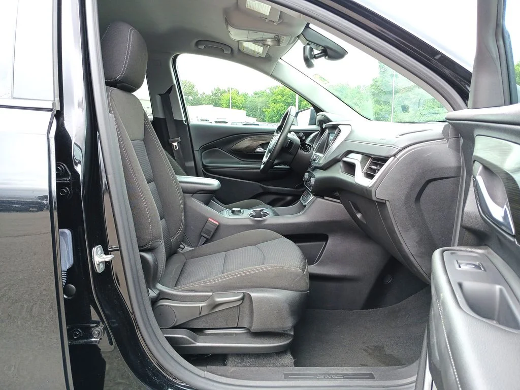 Used 2024 Black GMC SLE image 28