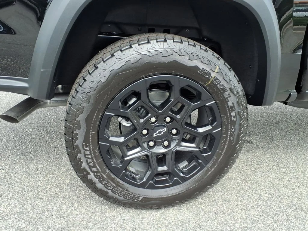 New 2026 Black Chevrolet Trail Boss image 32