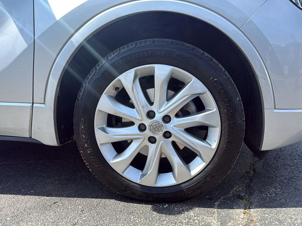 Used 2016 Silver Buick Premium I image 10
