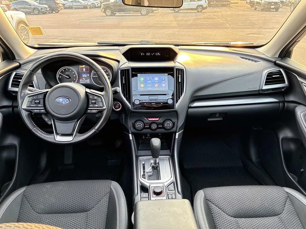 Used 2023 Crystal Black Silica Subaru Premium image 17