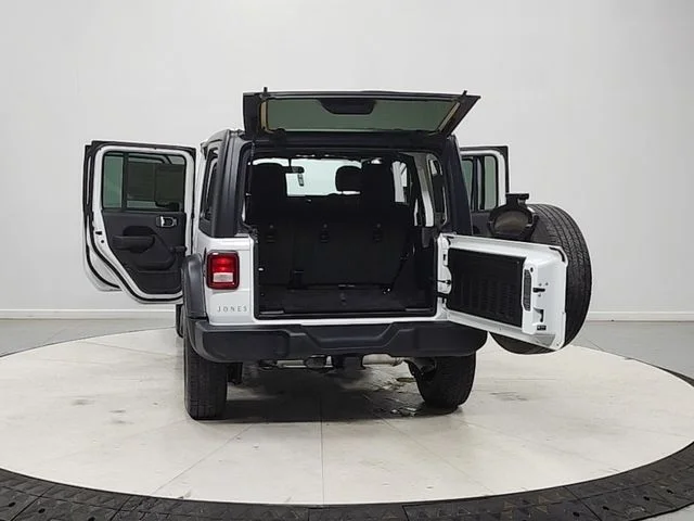 Used 2023 White Jeep Sport image 14