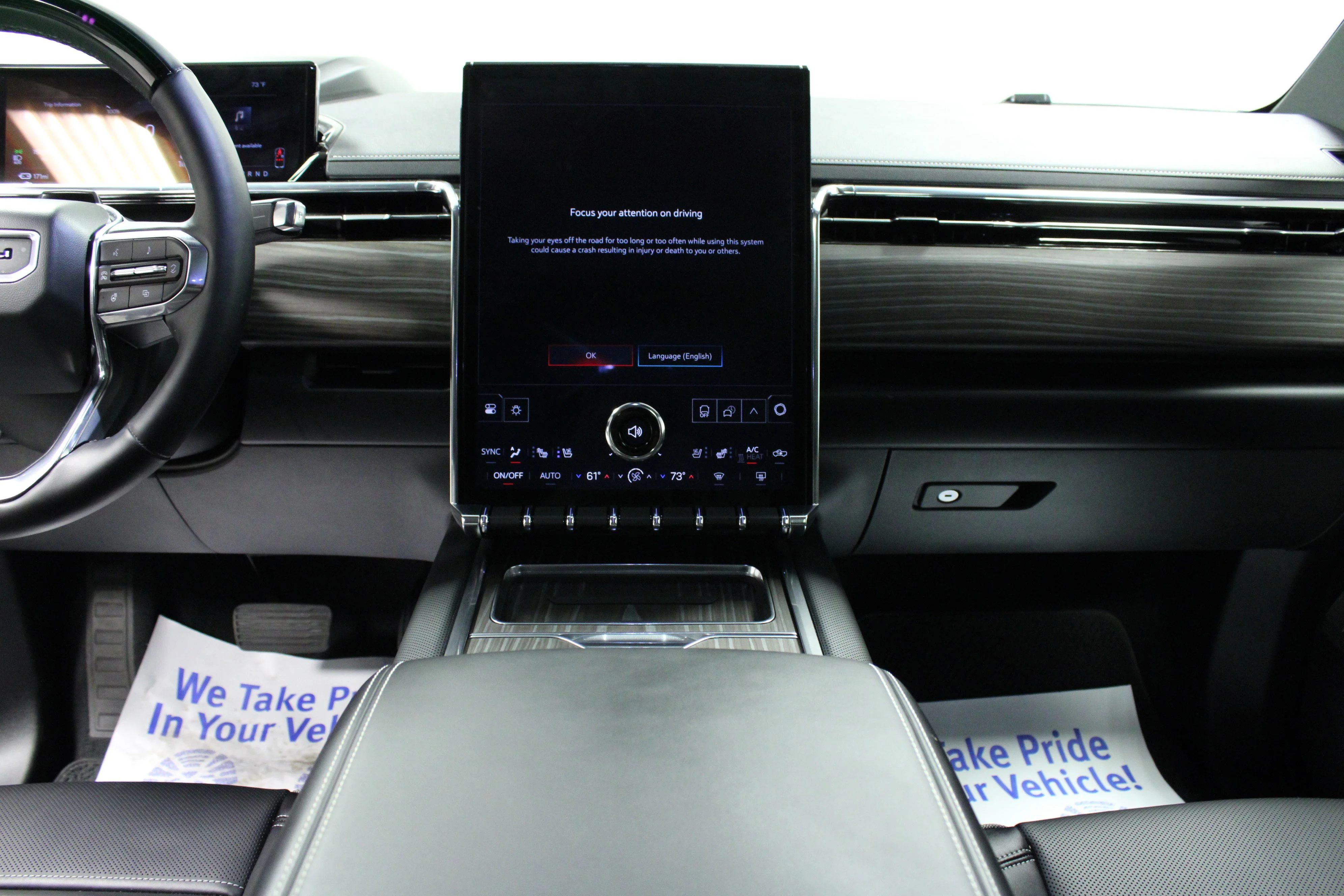 Used 2025 Dark Ember Tintcoat GMC Extended Range Denali image 18