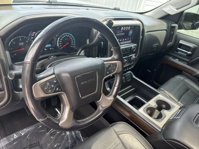Used 2017 Silver GMC Denali image 16