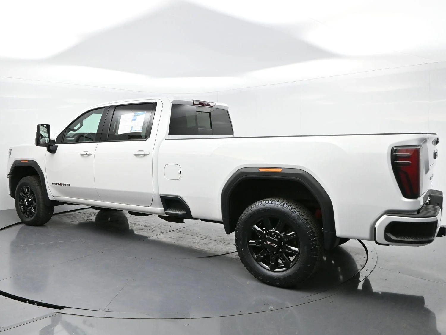 Used 2024 Summit White GMC AT4 image 5