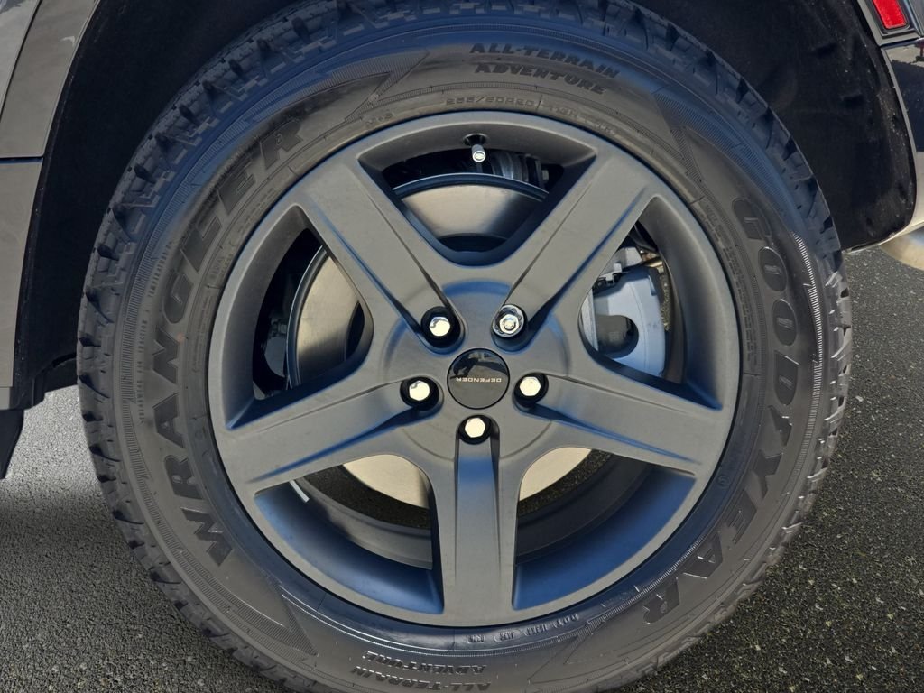 New 2026 Carpathian Grey Land Rover X-Dynamic SE image 34