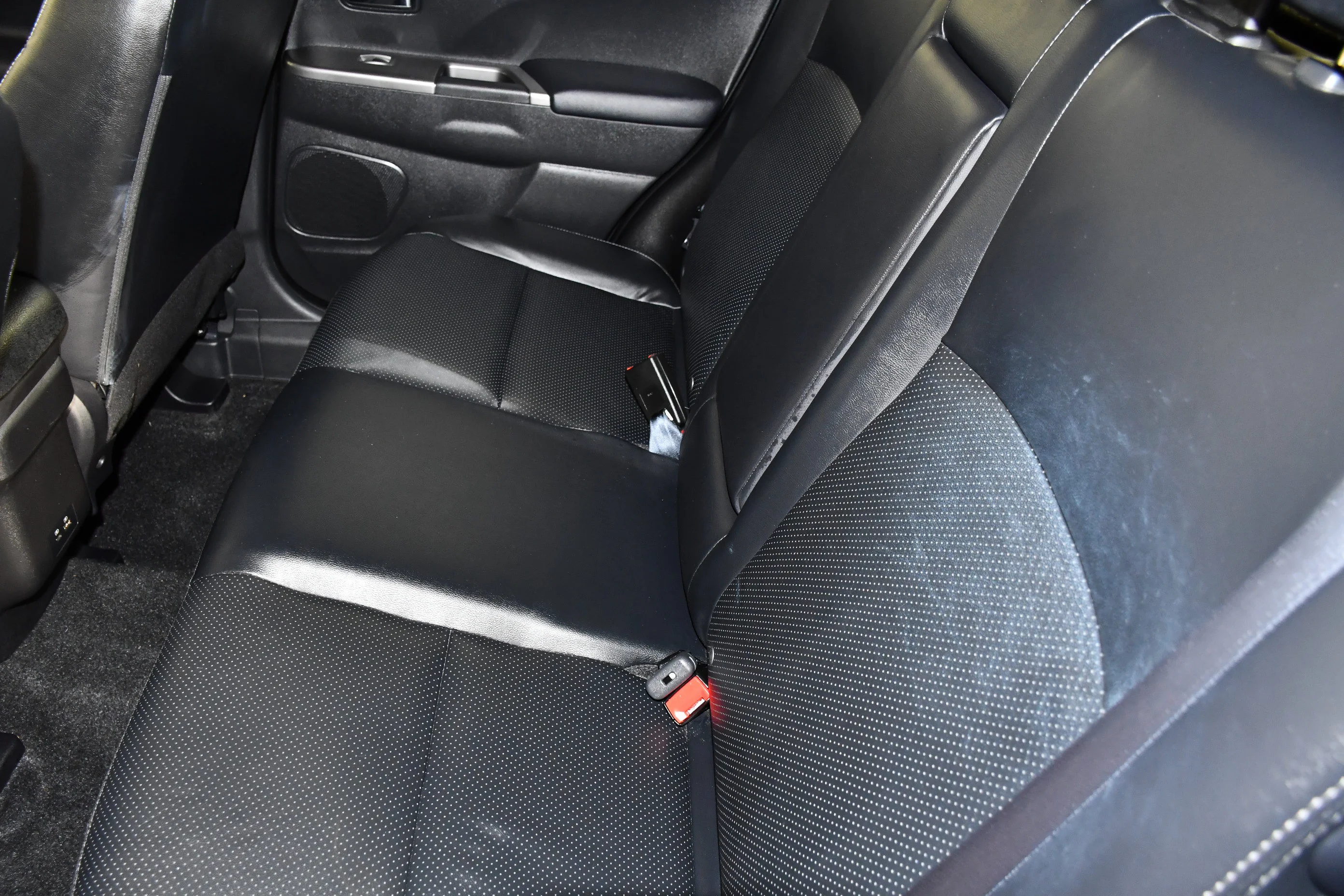 Certified Used 2022 Orange Sunrise Metallic Mitsubishi GT image 47