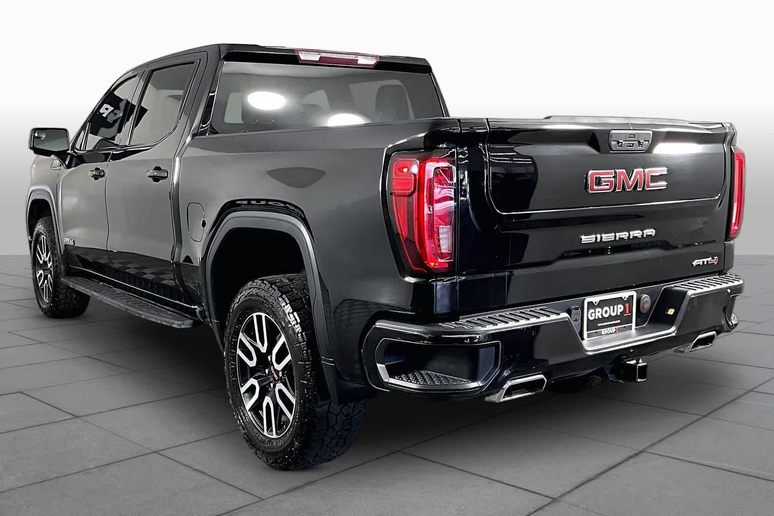 Used 2021 EBONY TWILIGHT METALLIC GMC AT4 image 12