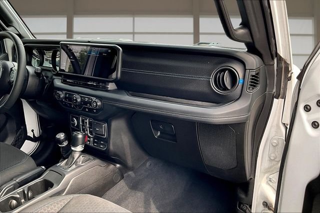 Used 2024 White Jeep Rubicon 4xe image 17