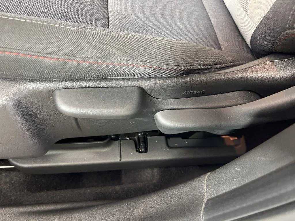 Used 2024 Summit White Chevrolet 1RS image 6