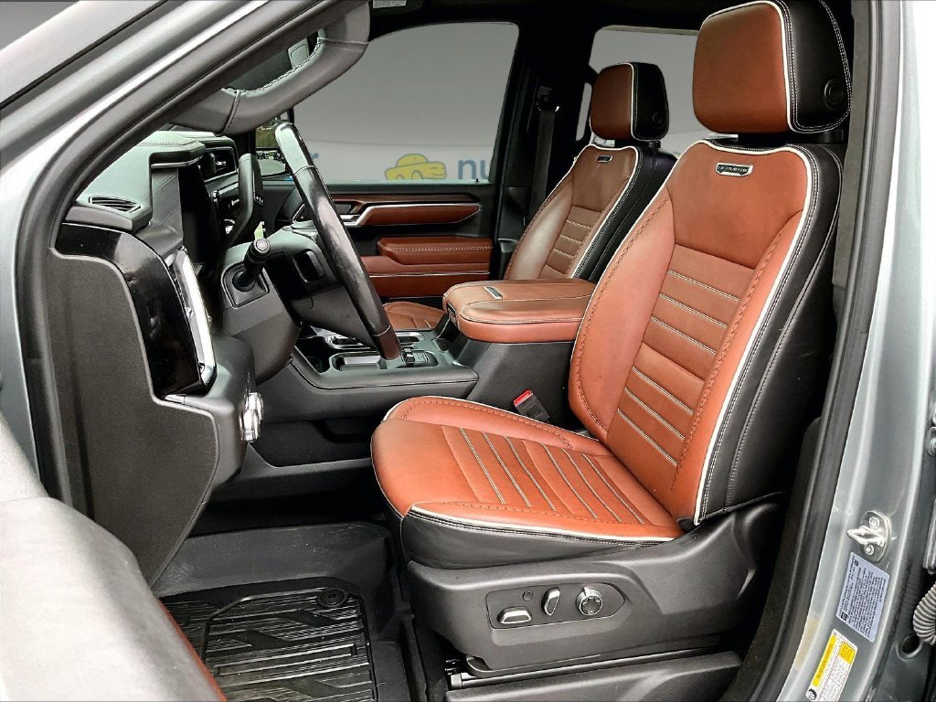 Used 2024 Sterling Metallic GMC Denali Ultimate image 10