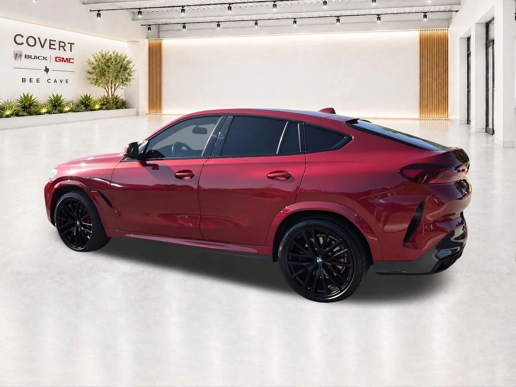 Used 2021 Red BMW xDrive40i image 15